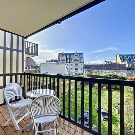 Cosy T2 Terrasse Sud - Centre Deauville Et Hippodrome Exterior foto